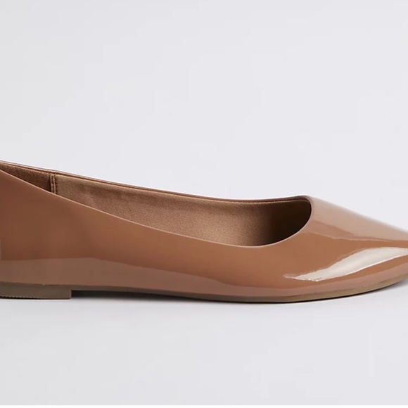 Torrid Patent Cognac Tan Pointed Toe Ballet Flat WIDE width - Picture 3 of 4